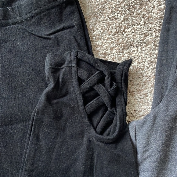 Bundle of 3 never worn old navy leggings! - Picture 2 of 4